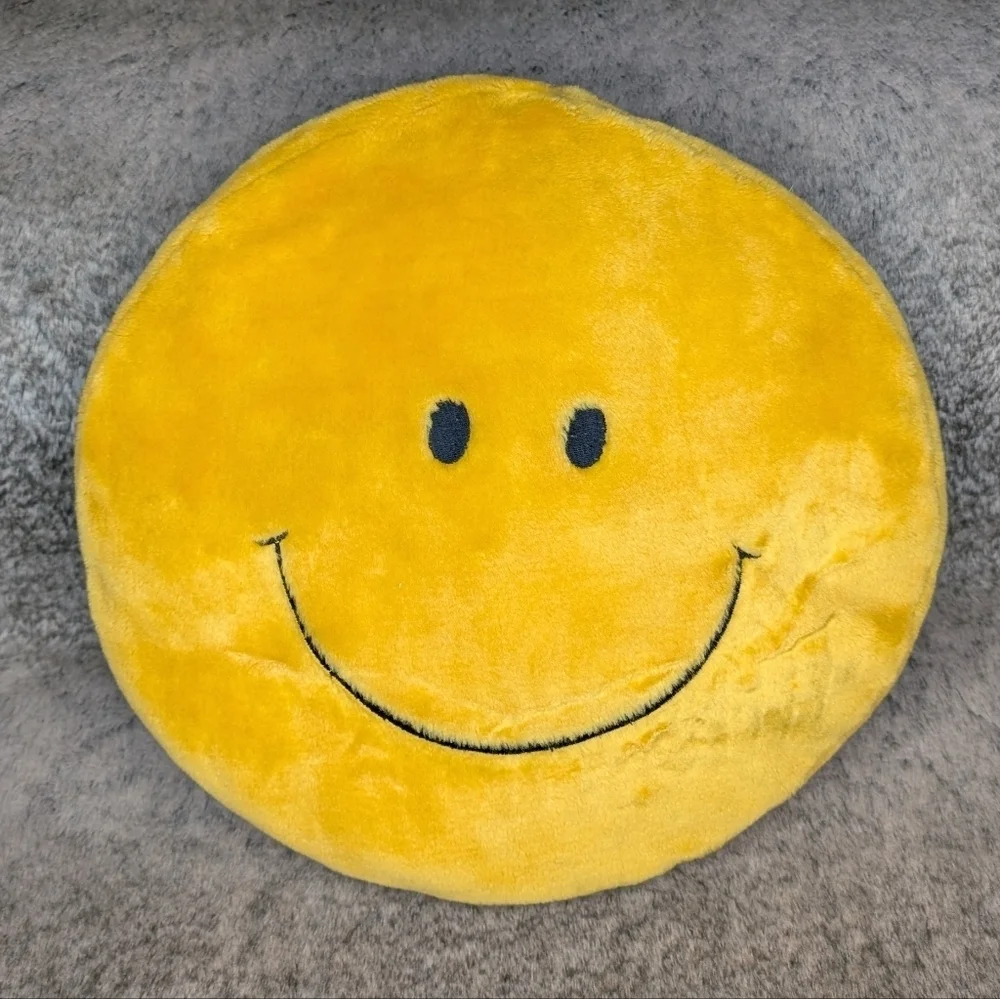 Vintage Yellow Smiley Face Plush Accent Pillows